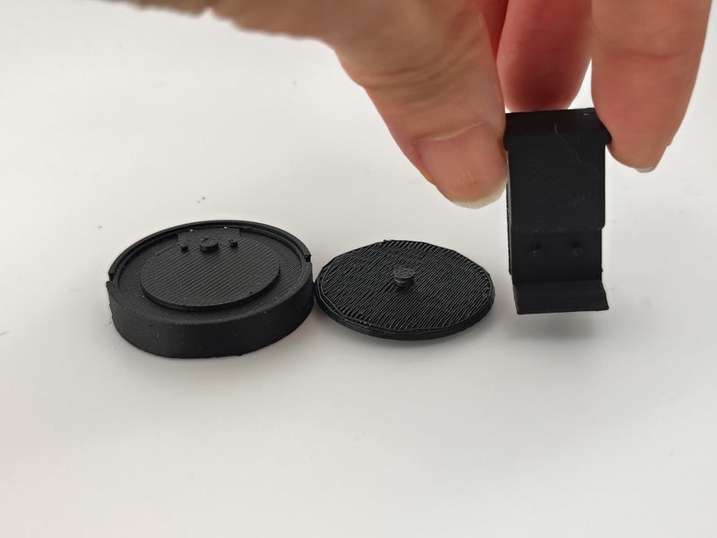1:12 Miniature Smart Robot Vacuum STL File, 3D Print Robotic Vacuum Cleaner with Charging Dock, Tiny Moving Appliance, Digital Download