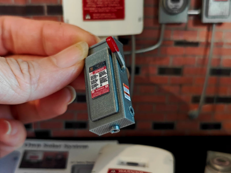 1:12 Solar Inverter and Electric Meter Set, Tiny Utility Disconnect Switch Box, Dollhouse Outdoor Exterior Wall Electrical Miniature (Physical Product)