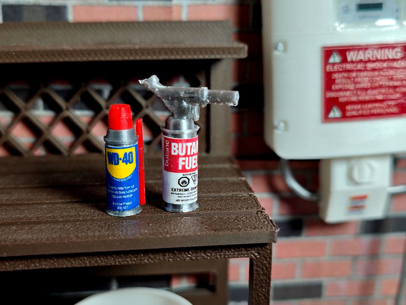 1:12 Scale Miniature Butane Torch Fire Gun, Tiny Kitchen Blowtorch Fuel Canister, Bakery Chef Craft Workshop Garage (Physical Product)