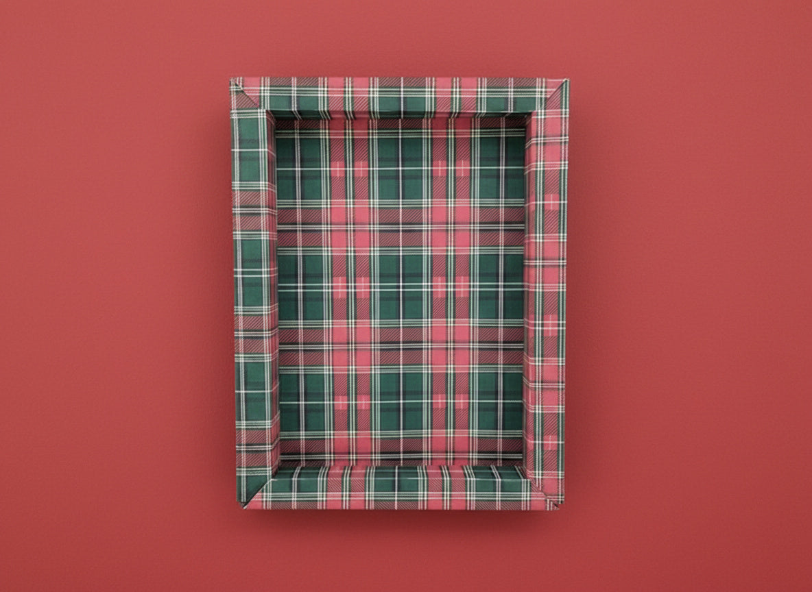 7X5 Christmas Photo Frame for Miniature Stand, DIY Card Stock Paper Model (PDF Pattern) 3 pages letter size