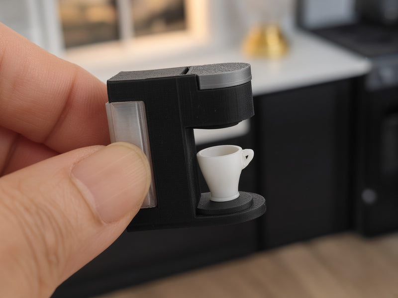 1:12 Scale Miniature Espresso Machine with Coffee Pod & Mug, Coffee Maker, Dollhouse Kitchen Cafe Diorama Prop (Physical Product)