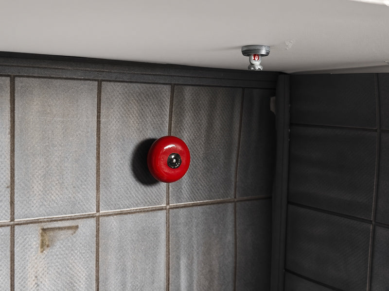 1:12 Commercial Fire Alarm Bell, Tiny Red Safety Gong, Dollhouse Office School Hallway Shop Diorama Prop (Physical Product)
