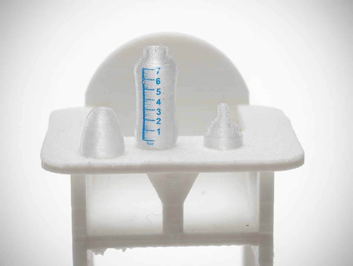 1:12 Scale Separatable Baby Milk Bottle, Transparent Dollhouse Nursery Accessory (Physical Product)