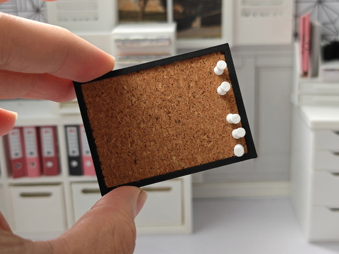 1:12 Real Cork Board with Real Pins, Tiny Bulletin Board Sticky Note, Dollhouse Office Desk Craft Room School Memo Board Accessory Miniature