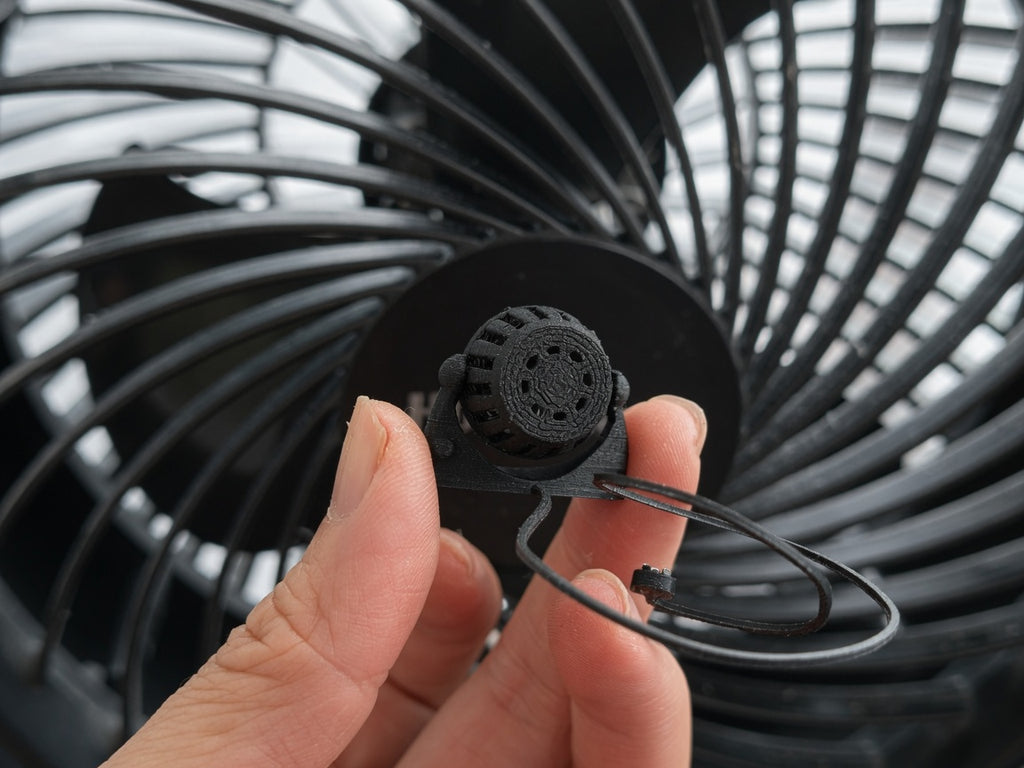 1:12 Scale Miniature Desk Fan, Realistic Table Fan, Dollhouse Bedroom Office Accessory