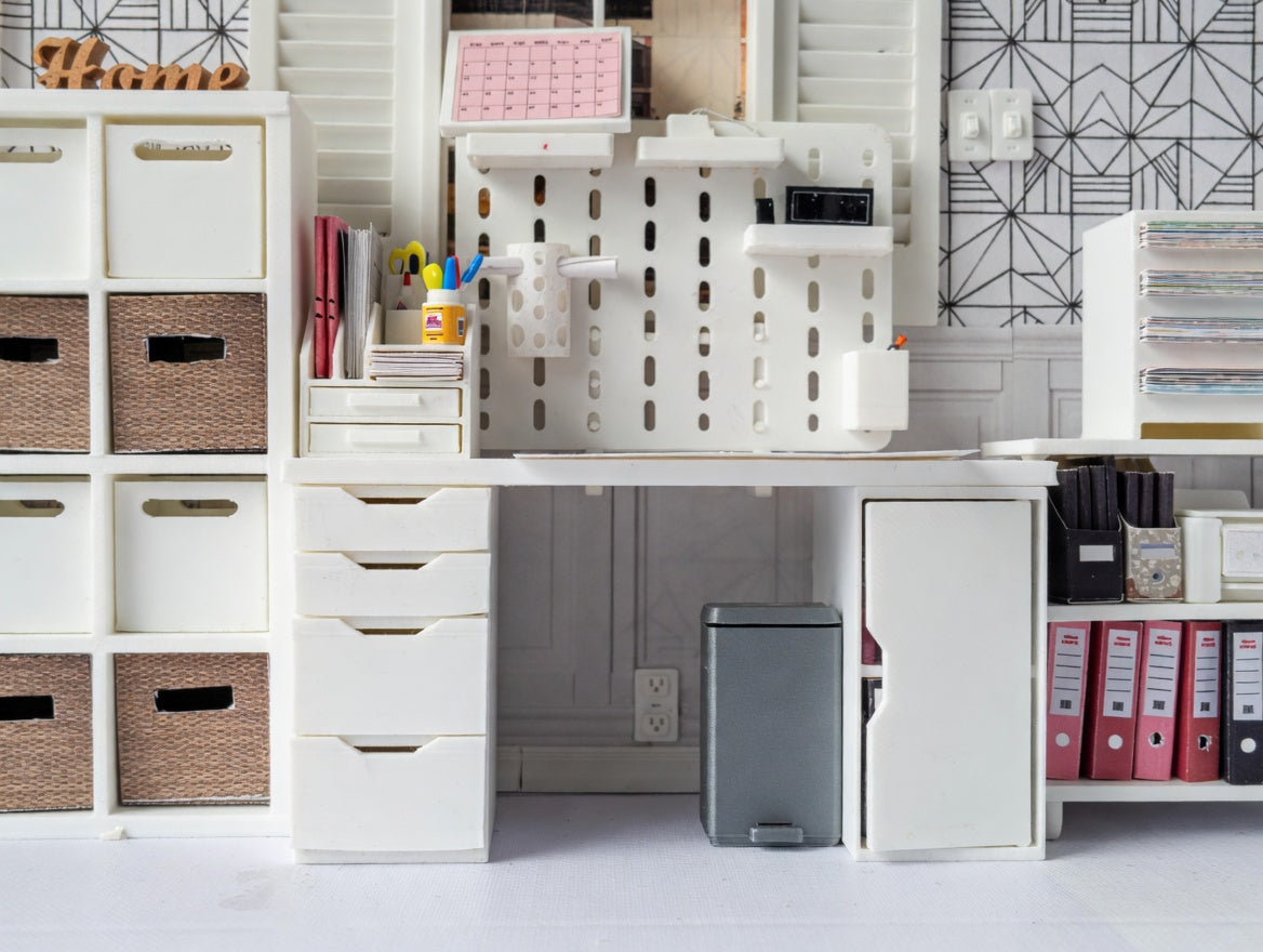 1:12 Scale Miniature Trash Can, Interactive Working Pedal, Dollhouse Kitchen Accessory (Physcial Product)