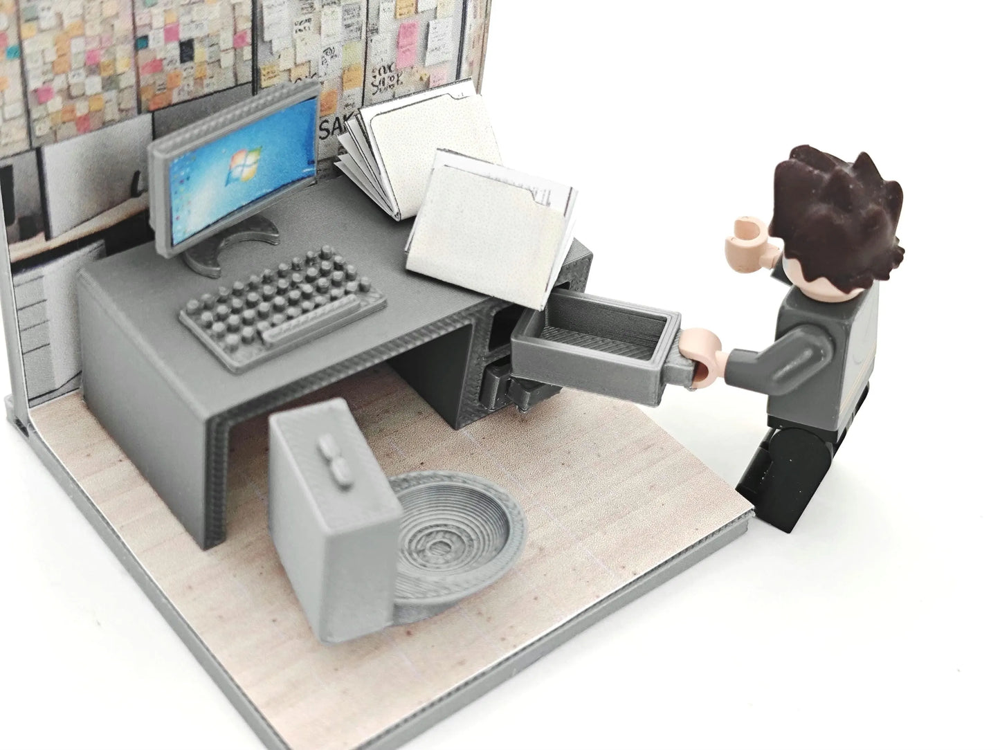 MINI FIGUAR - Office desk Block Man, a miniature office desk, special, surprise & thoughtful gift, STL Printable 3D