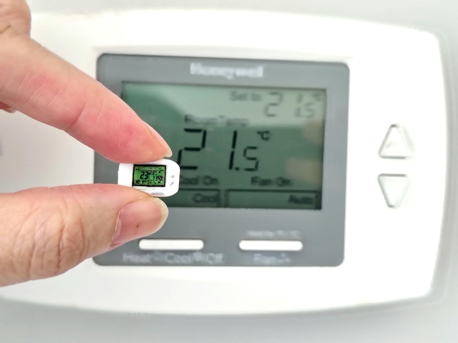 1:12 Mini Thermostat, White FDM Smart Home Dollhouse Accessory (Physical Product)