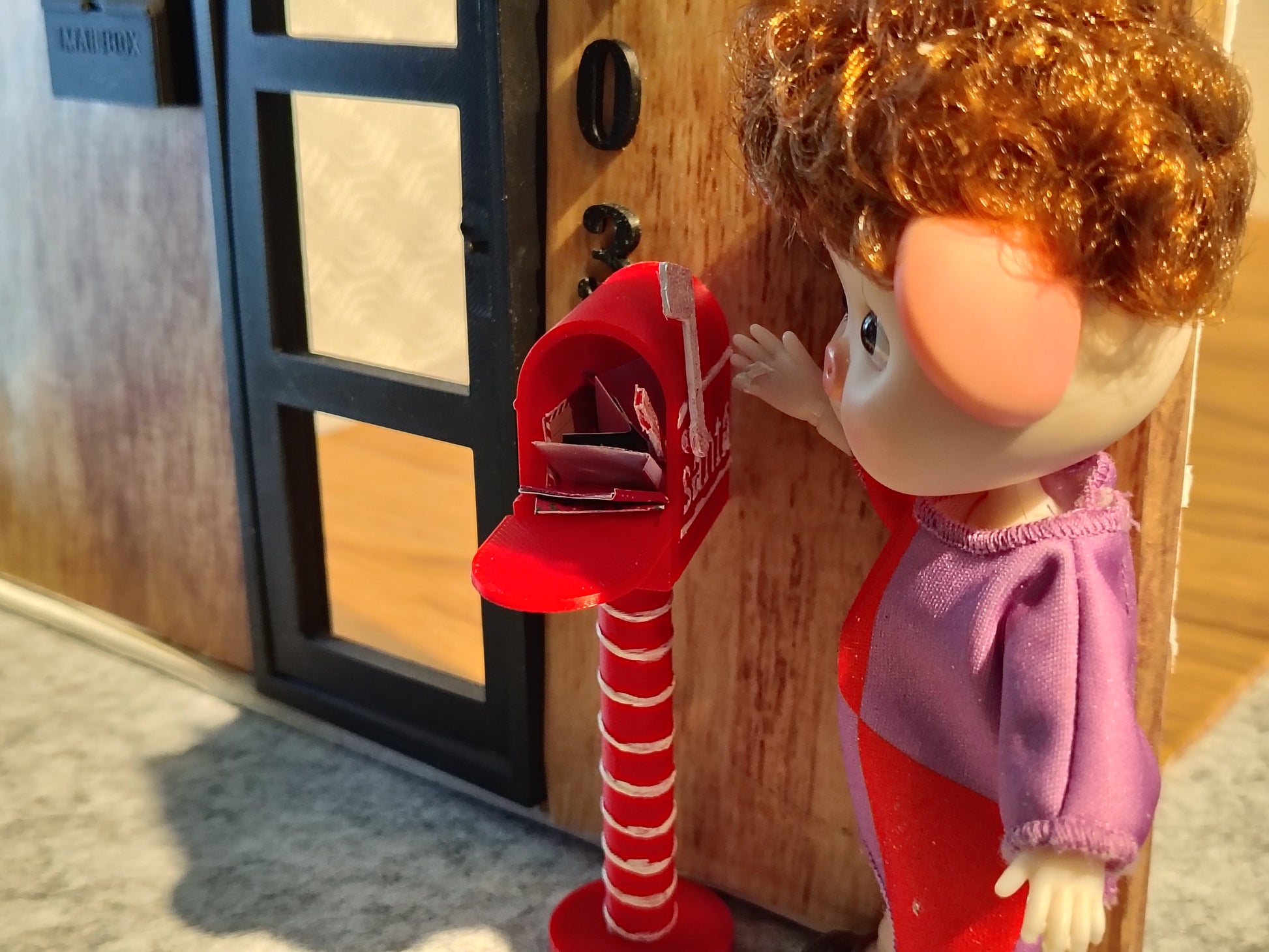 Openable Santa Christmas Mail Box with Envelope and Christmas card for 1:12 dollhouse outdoor decoration, mechanic 3d toy